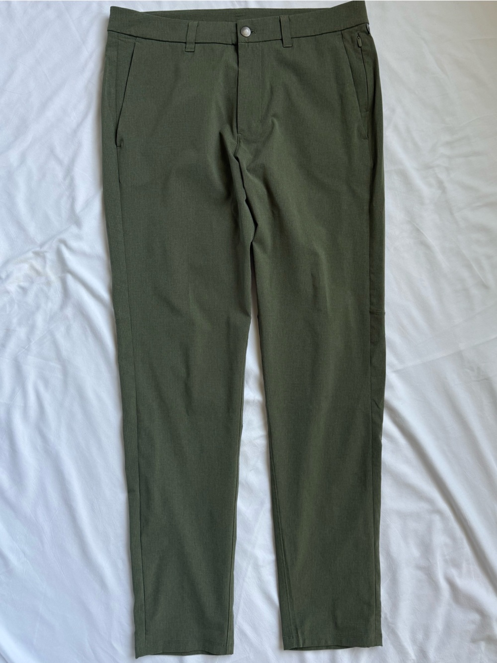 lululemon athletica Men's Olive Chino Pants